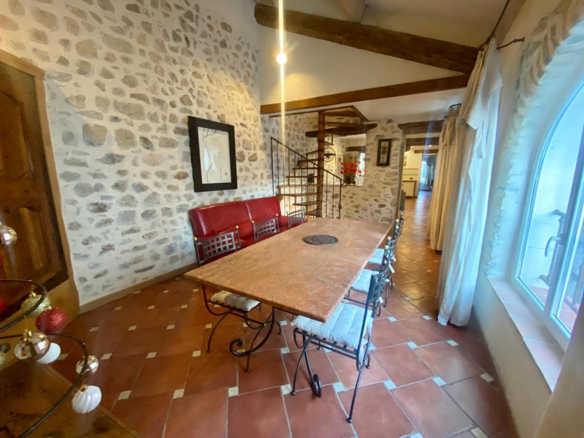 Gite De Groupe 9Ch Ou 3 Gites Independants De 3Ch - Patio Et Piscine Interieure Chauffee Toute L'Annee Vallon-Pont-dʼArc Exteriér fotografie